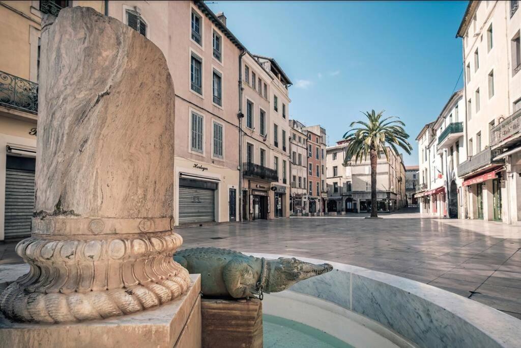 Apartamento L'Historien - Avec Balcon Coeur De Nimes Exterior foto
